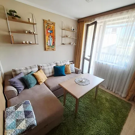 Sunny Terrace, Pirin Views, Art And Books Апартаменты