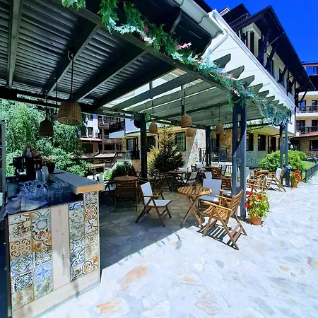 Apartment Sunny Terrace, Pirin Views, Art And Books Bansko